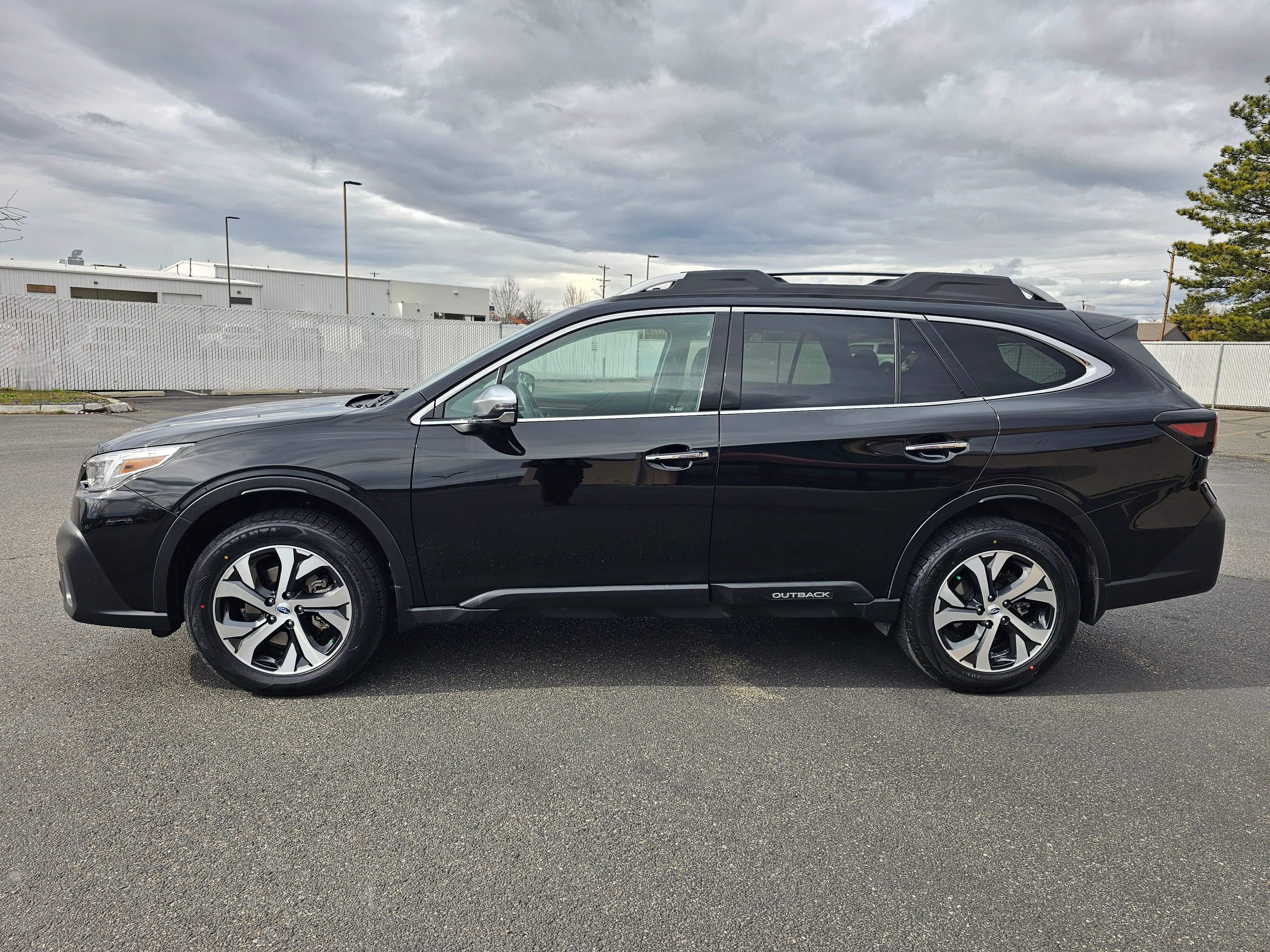 Used 2020 Subaru Outback Touring XT image 35