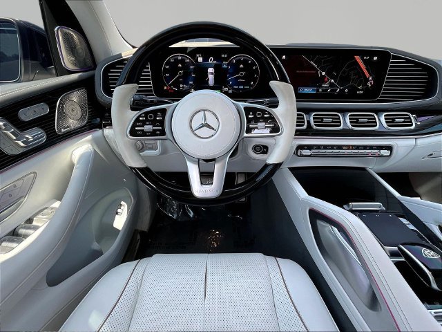 Used 2023 Mercedes-Benz Maybach GLS 600 4MATIC image 10