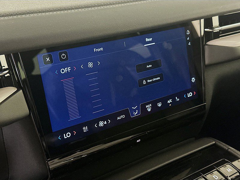New 2027 Lincoln Navigator Reserve w/ Jet Appearance Package AWD/4WD image 18