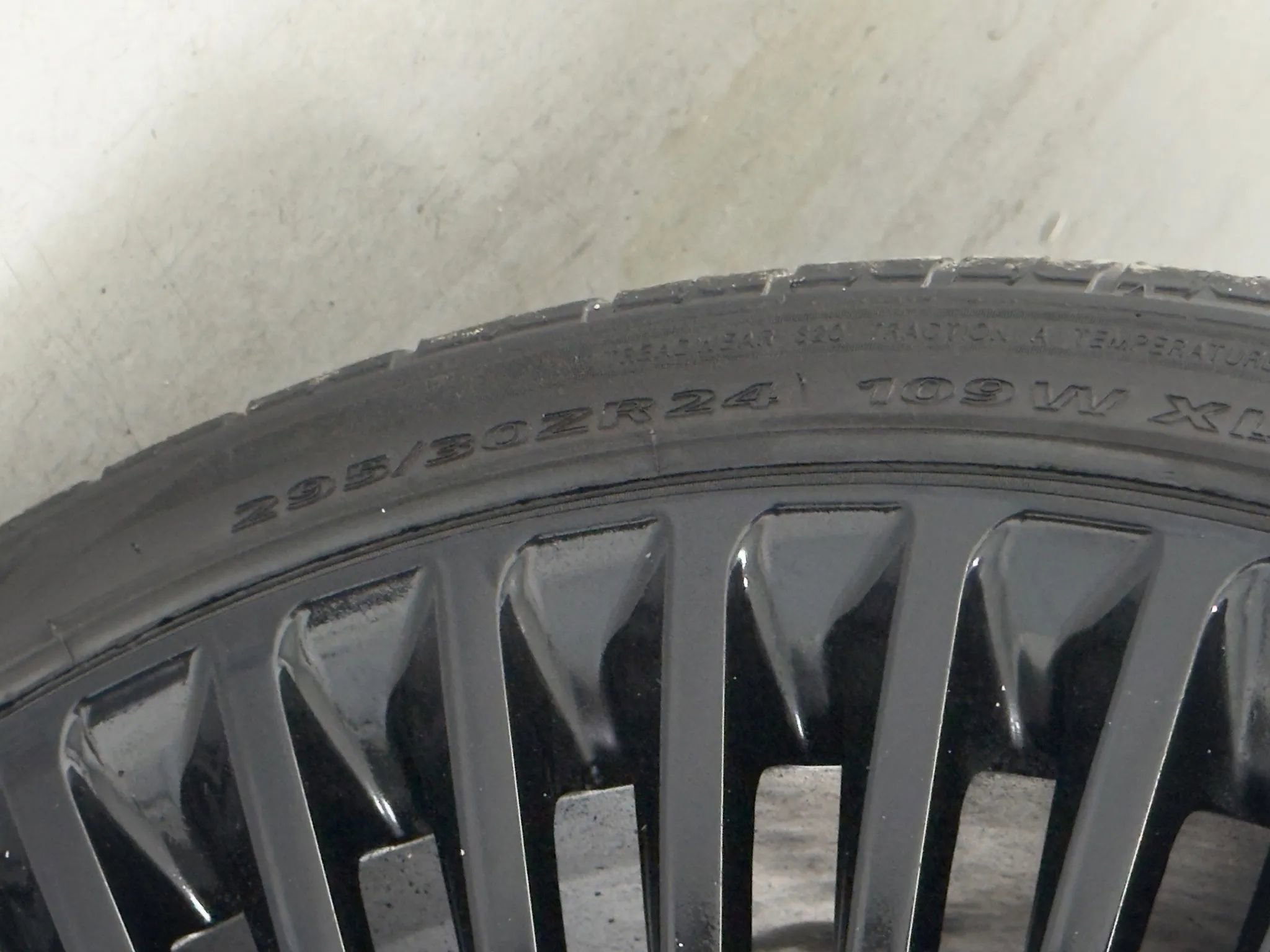 Used 2020 Rolls-Royce Cullinan image 26