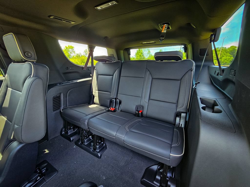 New 2026 GMC Yukon XL Elevation w/ Elevation Premium Package AWD/4WD image 36