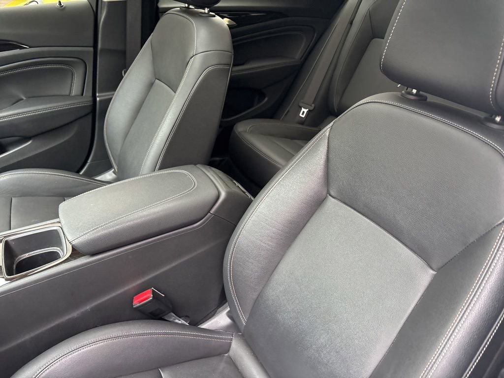 Used 2019 Buick Regal Essence w/ Driver Confidence Package I AWD/4WD image 6