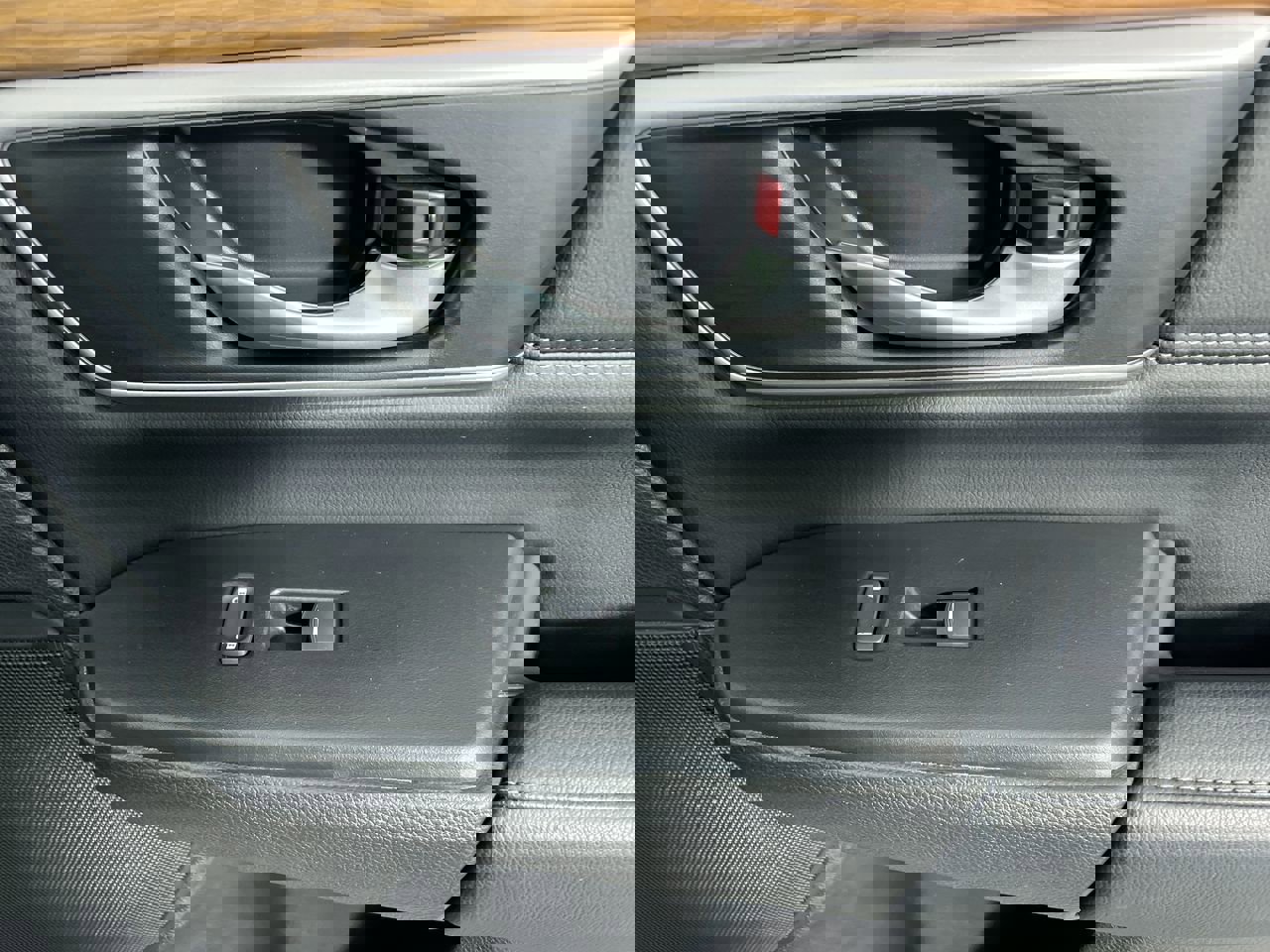 Used 2020 Honda CR-V Touring image 33