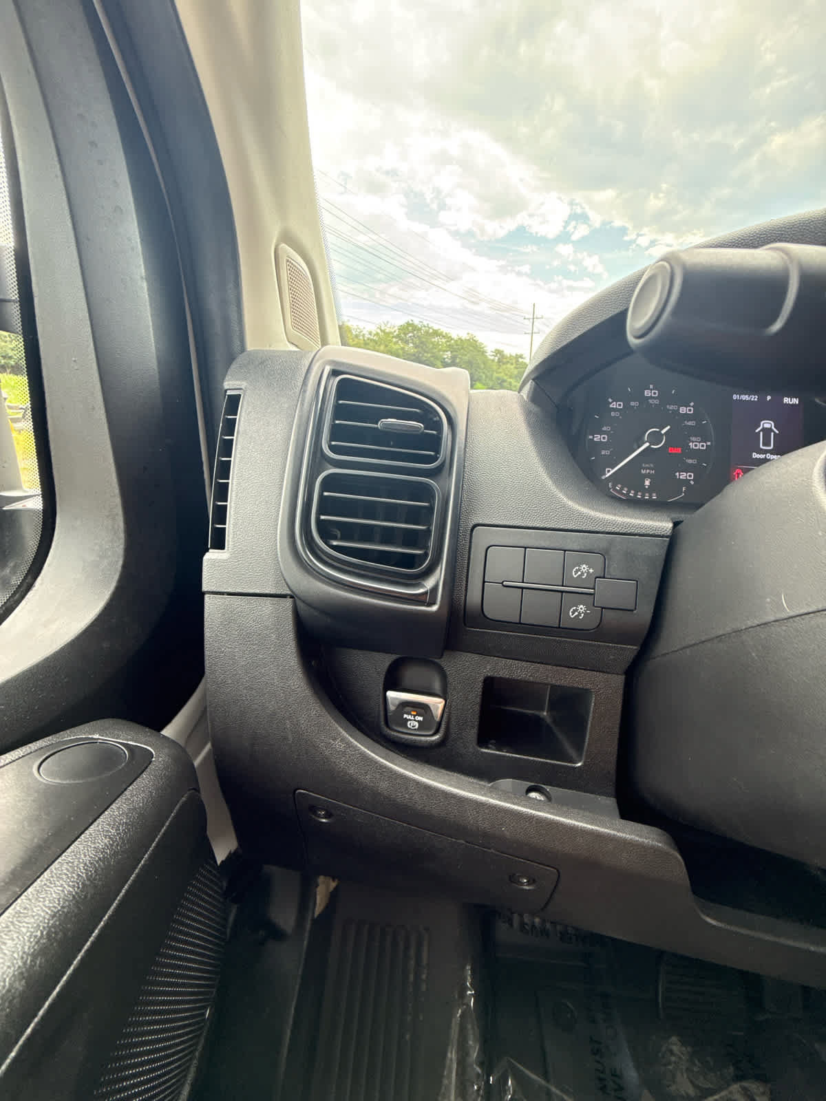Used 2023 RAM ProMaster 2500 FWD image 55