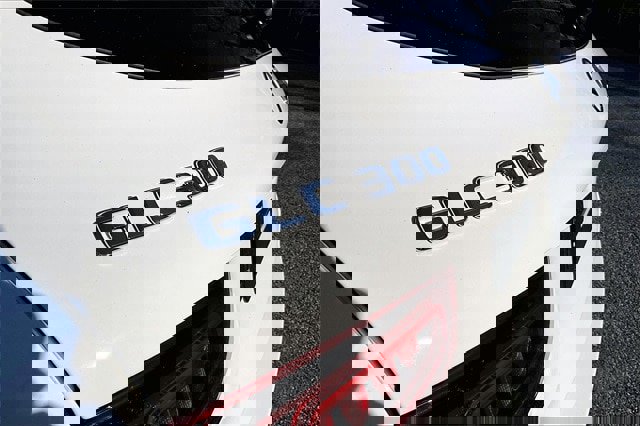 Certified 2022 Mercedes-Benz GLC 300 4MATIC image 27