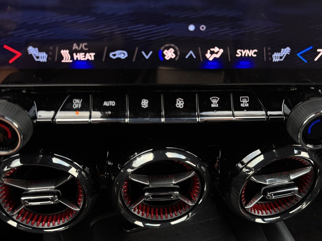 Certified 2024 Chevrolet Blazer EV RS image 28