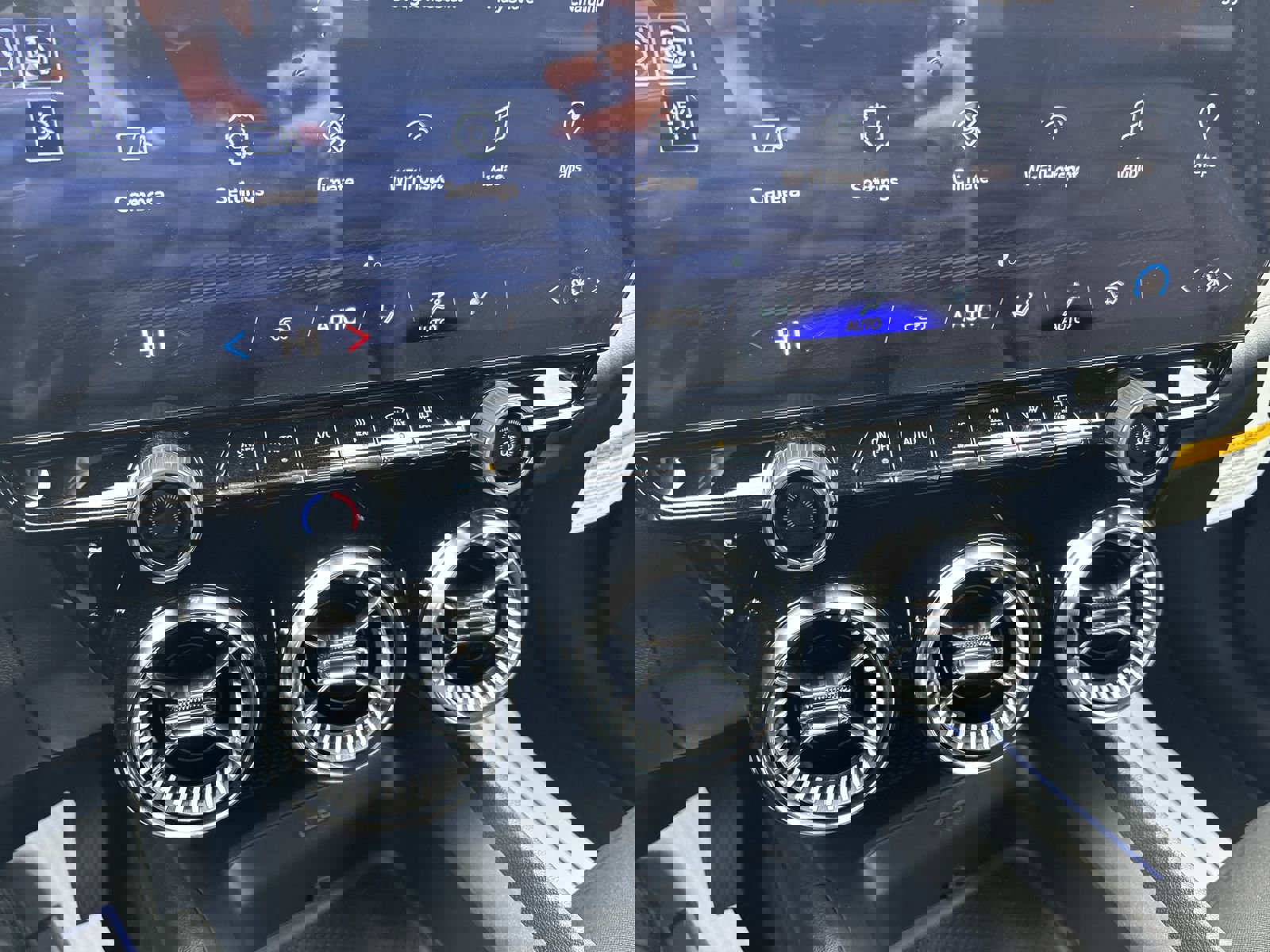 New 2026 Chevrolet Blazer EV LT image 21