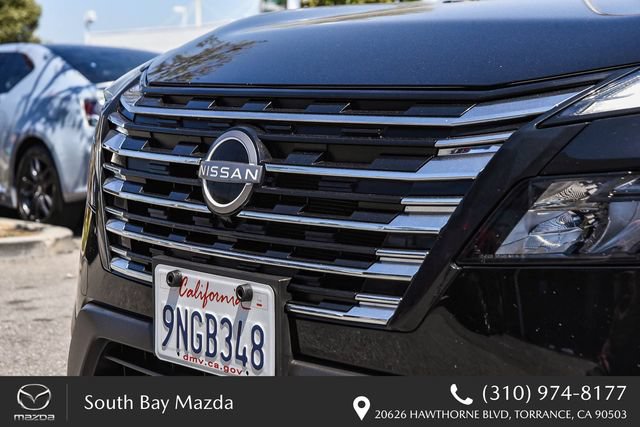 Used 2025 Nissan Rogue SV FWD image 5