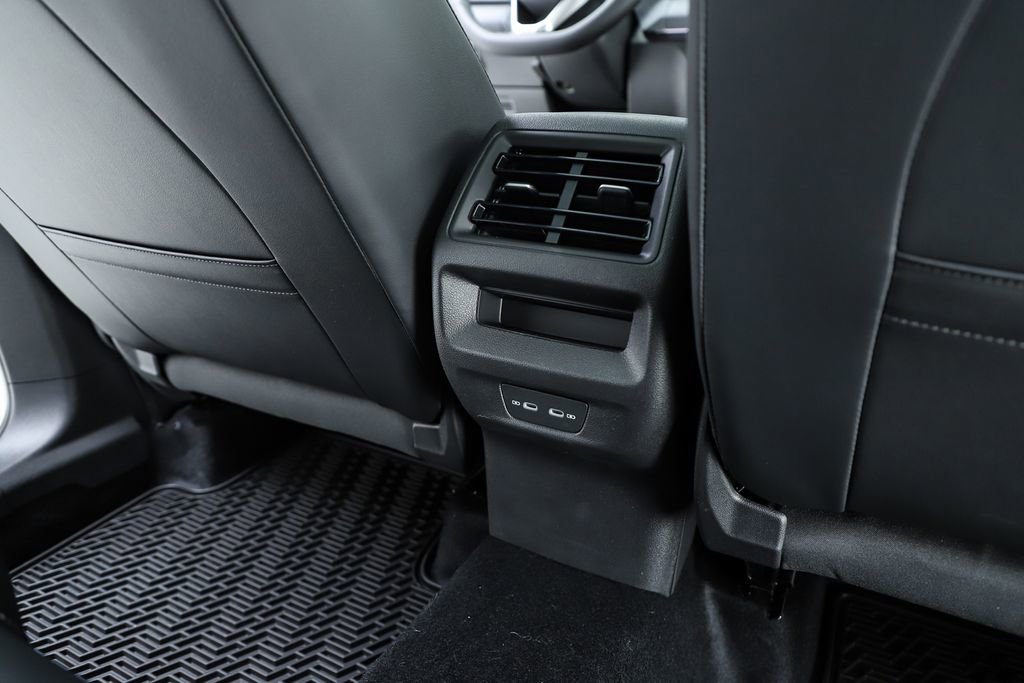 New 2026 Volkswagen Tiguan SE R-Line image 78