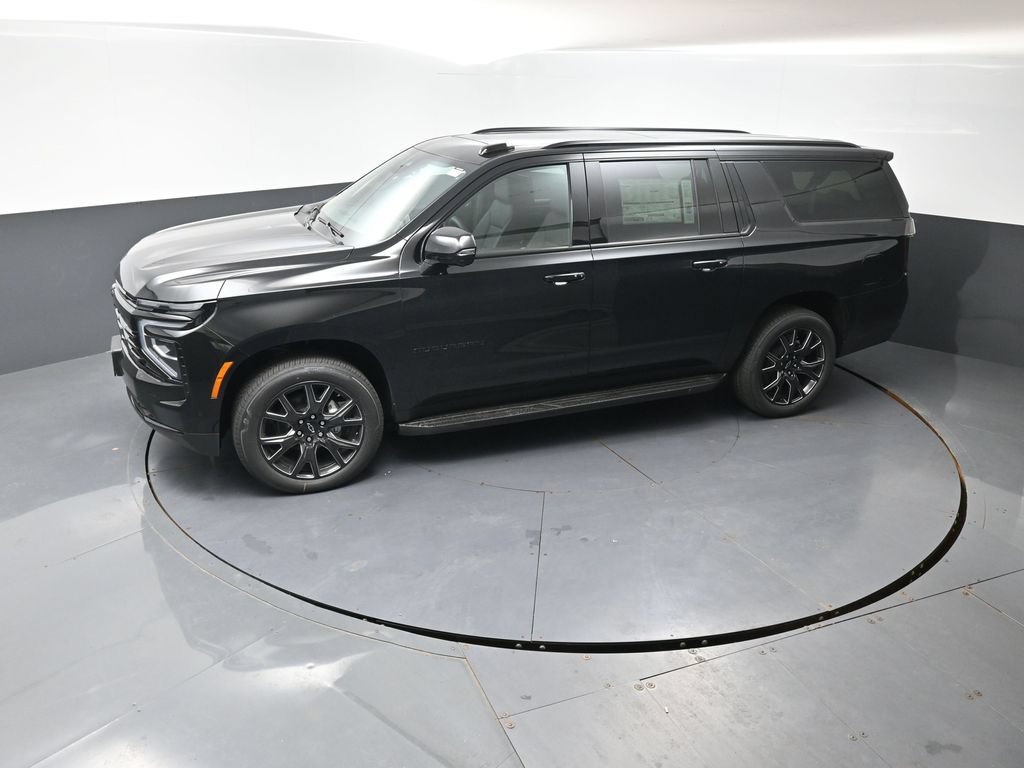 New 2026 Chevrolet Suburban RST w/ RST Capability Package AWD/4WD image 38