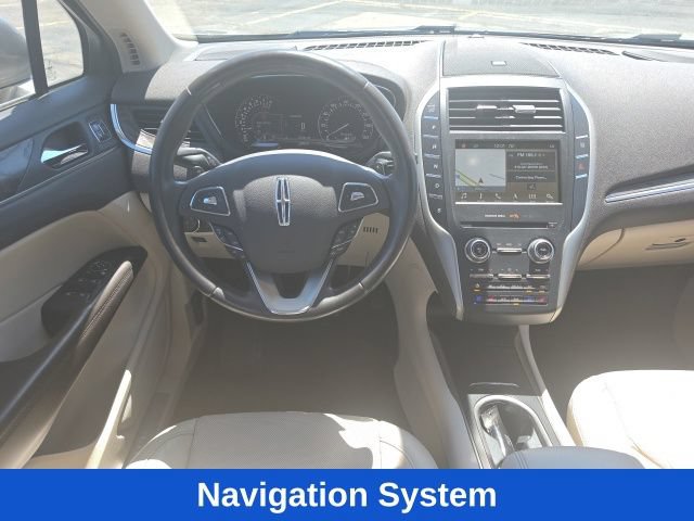 Used 2017 Lincoln MKC Reserve w/ Lincoln MKC Climate Package AWD/4WD image 2