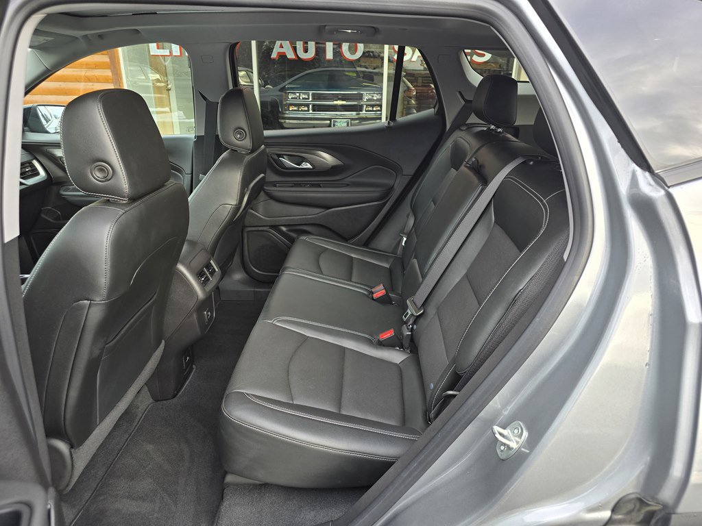 Used 2023 GMC Terrain SLT image 37