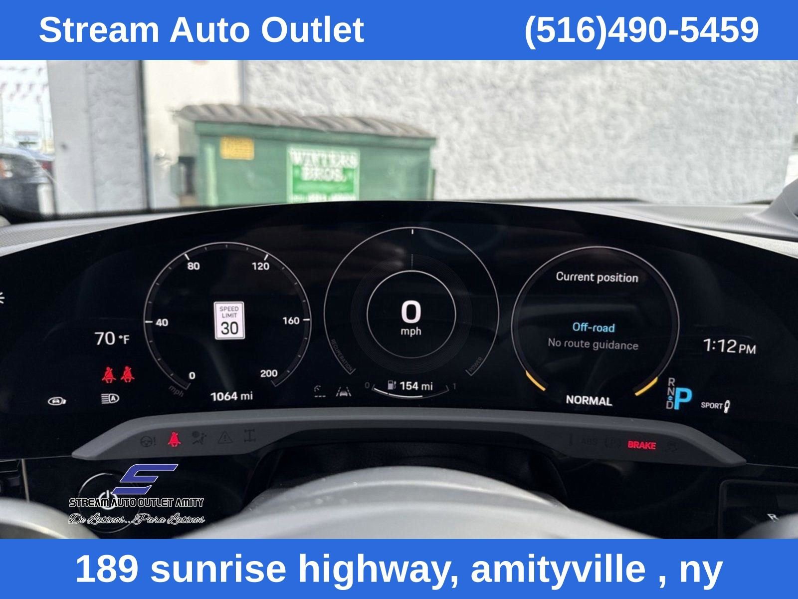 Used 2023 Porsche Taycan 4S AWD/4WD image 18