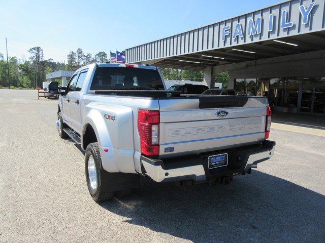 Used 2022 Ford F350 XLT w/ XLT Value Package AWD/4WD image 3