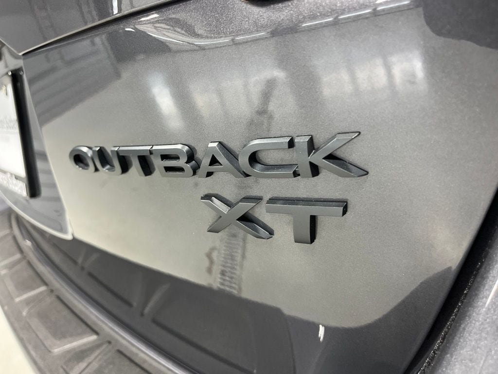 Used 2020 Subaru Outback Onyx Edition XT AWD/4WD image 37