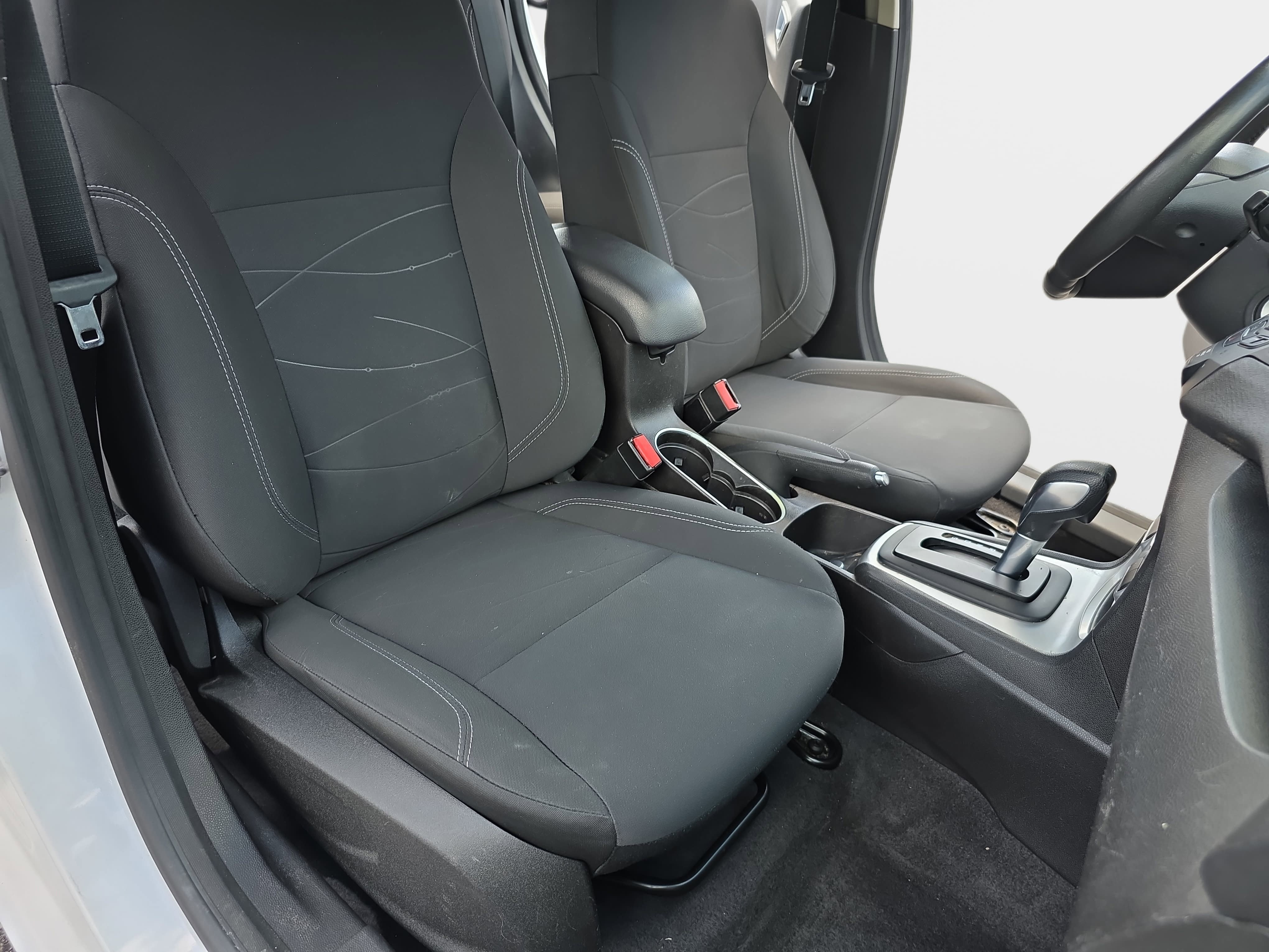Used 2015 Ford Fiesta SE FWD image 10