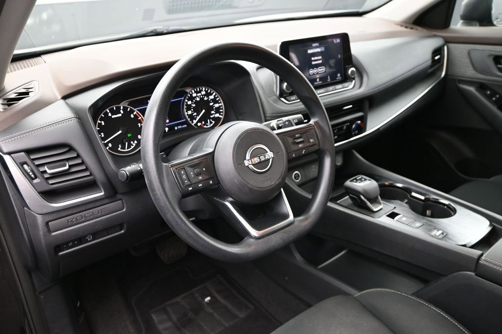 Used 2023 Nissan Rogue S FWD image 17