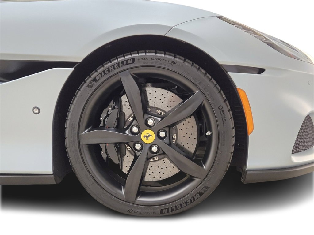 Used 2022 Ferrari Portofino M image 8