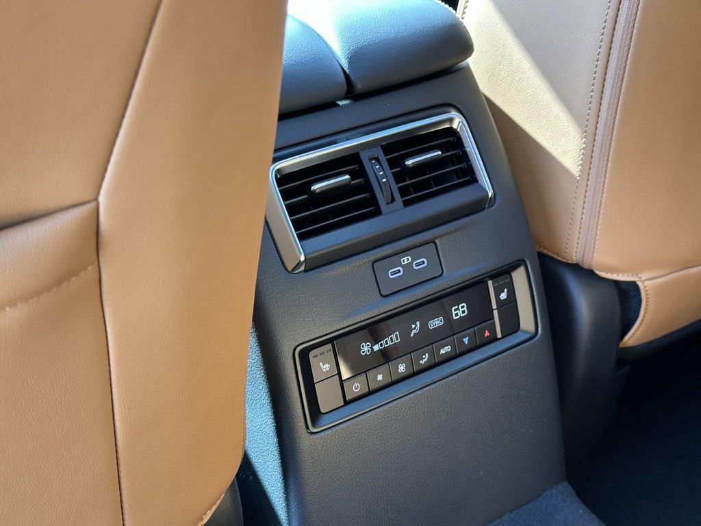 New 2025 MAZDA CX-70 3.3 Turbo S w/ Premium Plus image 17