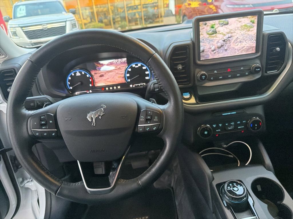 Used 2023 Ford Bronco Sport Badlands image 10