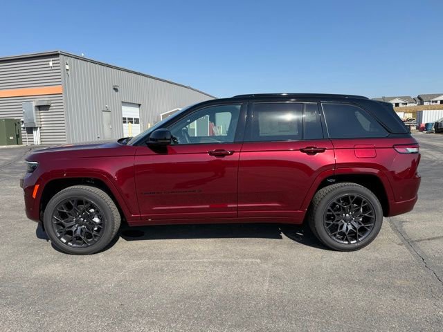 New 2025 Jeep Grand Cherokee Summit image 3