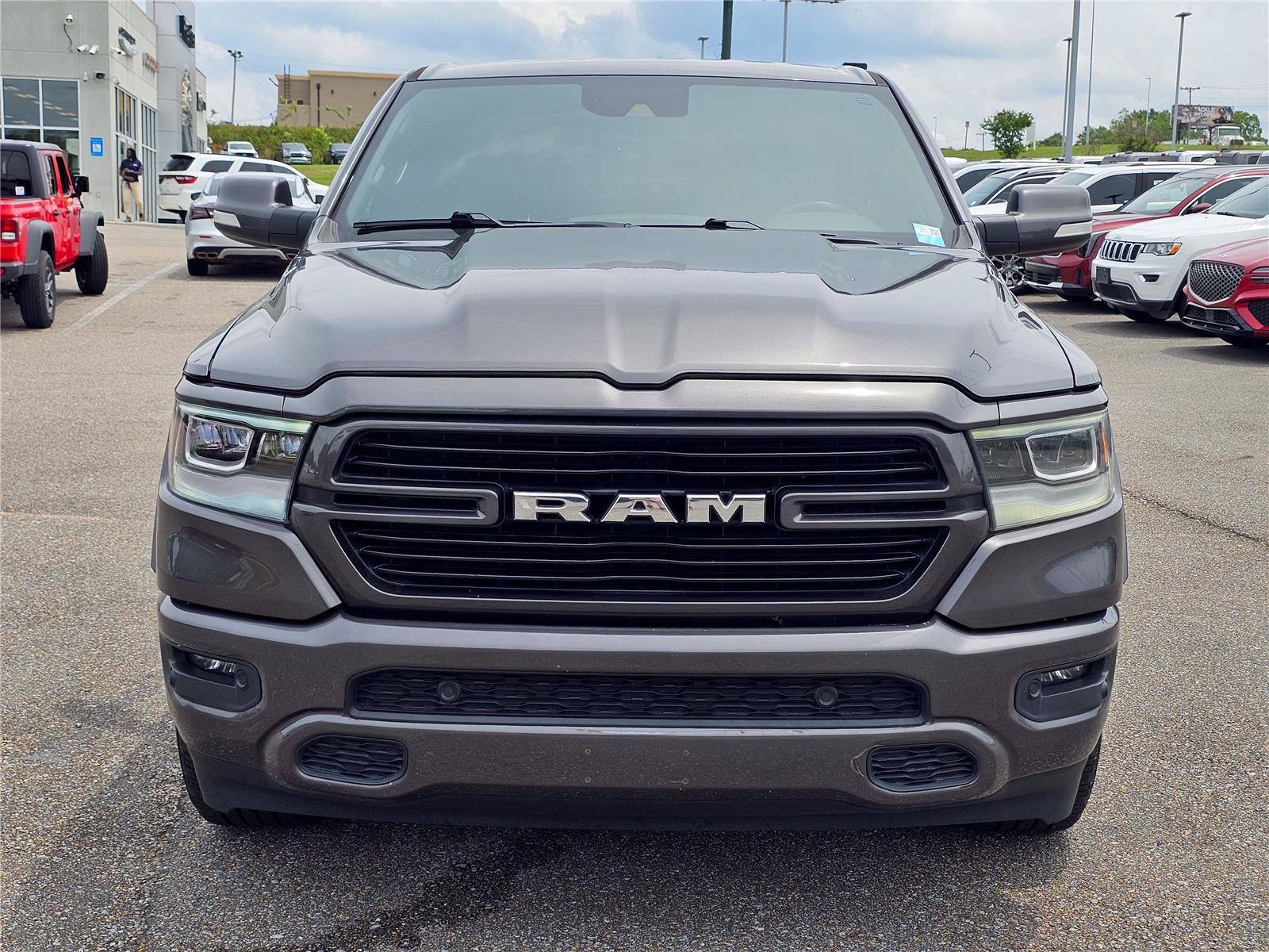 Used 2022 RAM 1500 Laramie w/ Sport Appearance Package AWD/4WD image 2