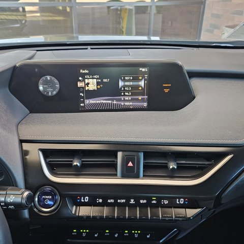 Used 2020 Lexus UX 250h w/ Premium Package image 20