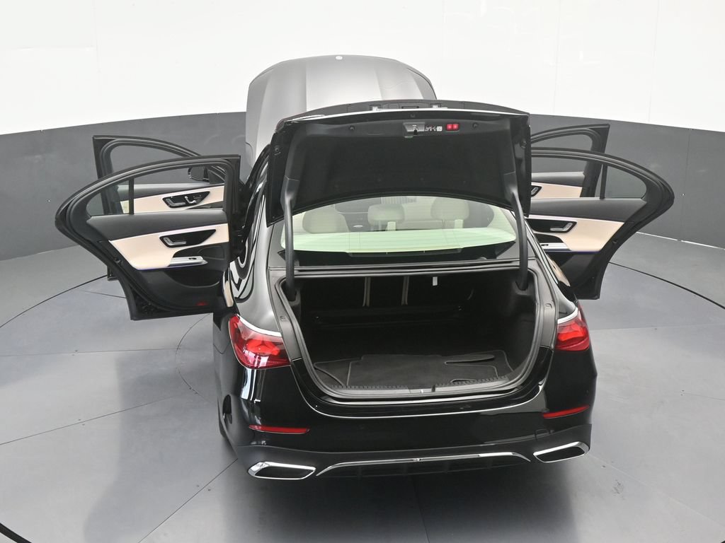 Used 2025 Mercedes-Benz E 350 Sedan w/ Winter Package image 70