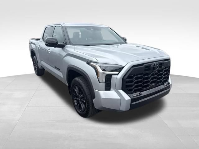Used 2025 Toyota Tundra Limited w/ TRD Off-Road Package AWD/4WD image 7