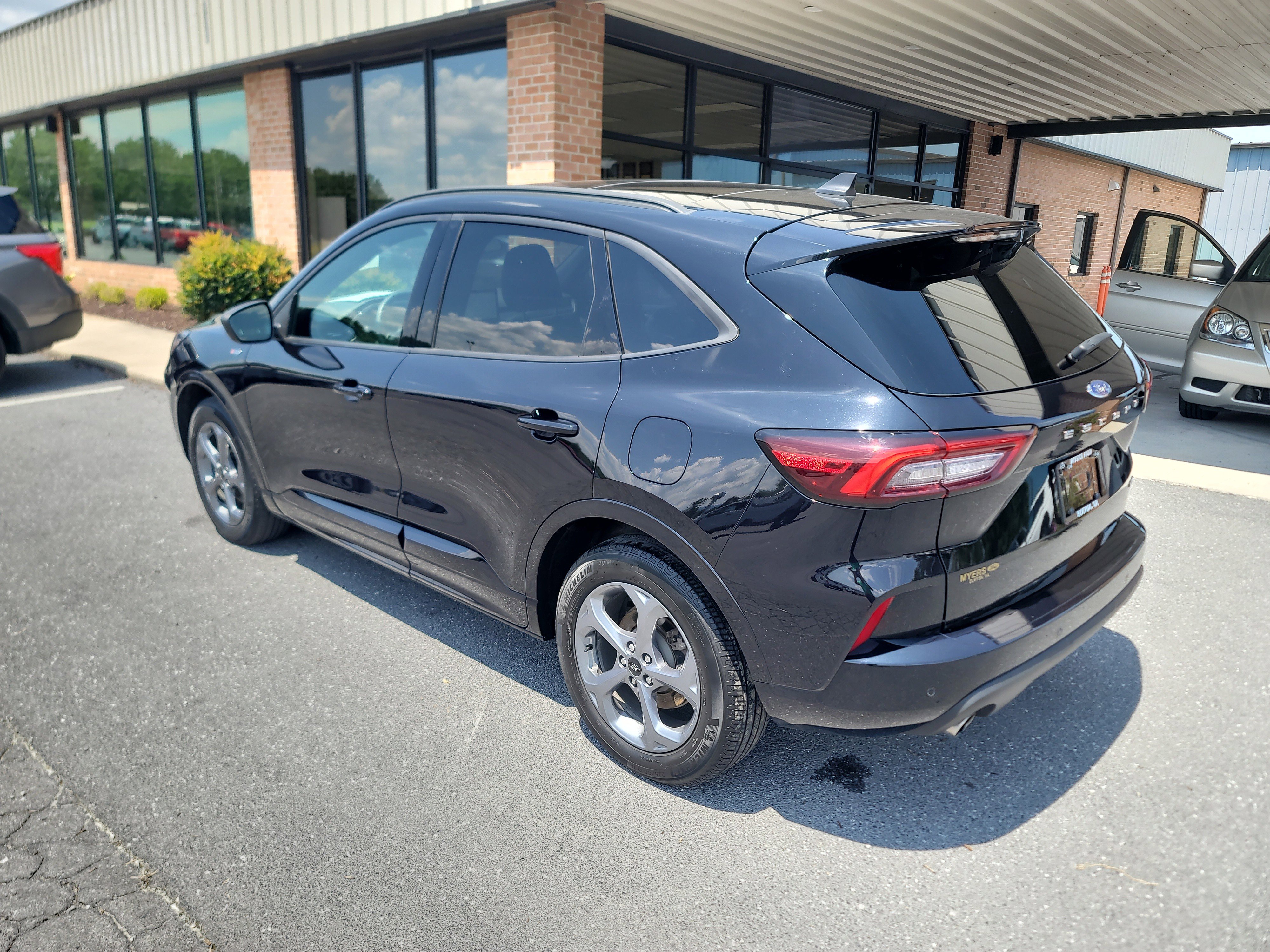 Used 2023 Ford Escape ST-Line w/ Tech Pack #1 image 8