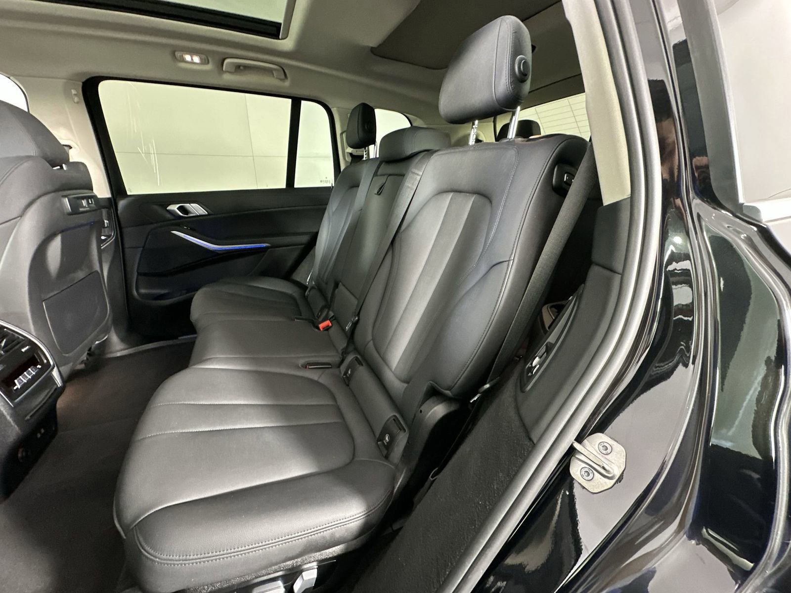 Used 2022 BMW X7 xDrive40i image 27