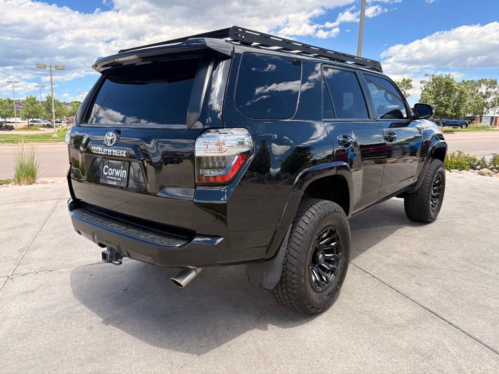 Used 2020 Toyota 4Runner SR5 Premium w/ Moonroof Package AWD/4WD image 9