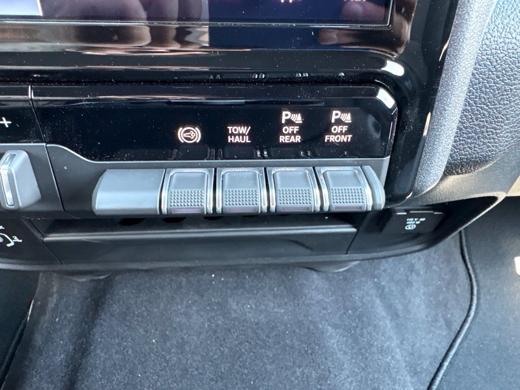 New 2027 RAM 3500 Tradesman AWD/4WD image 10