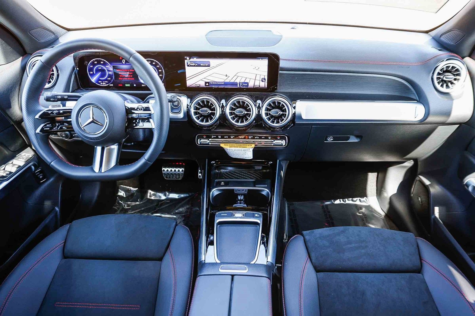 Used 2024 Mercedes-Benz EQB 300 4MATIC image 10