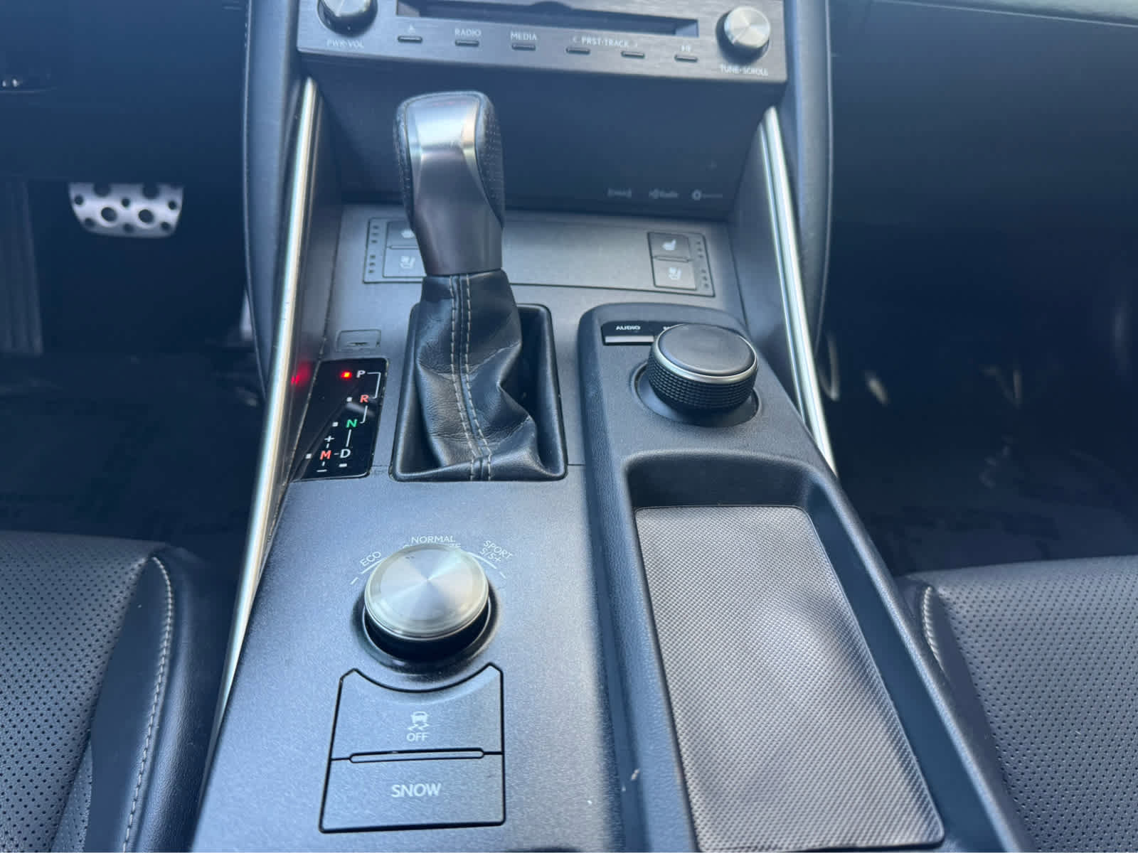 Used 2020 Lexus IS 350 F Sport image 13