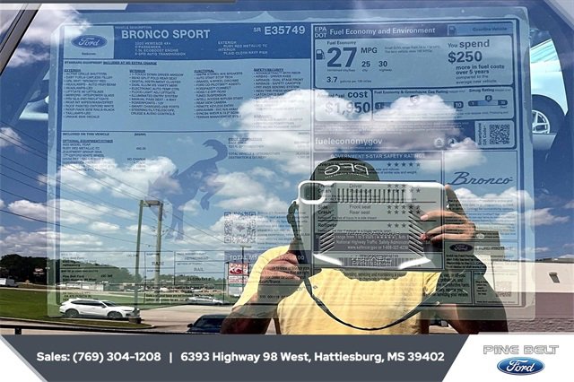 New 2025 Ford Bronco Sport Heritage w/ Convenience Package image 12