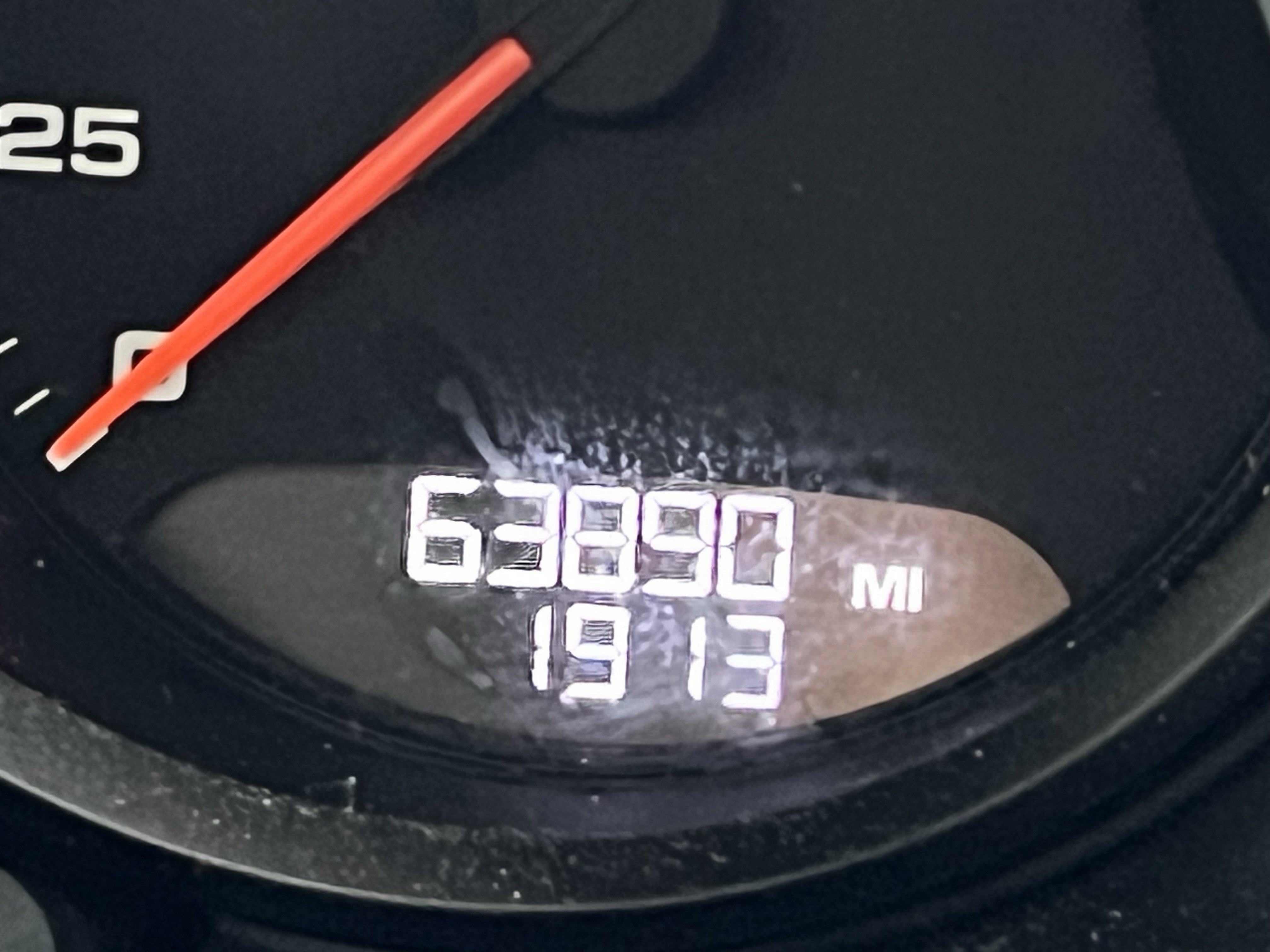 Used 2016 Porsche Macan S image 22