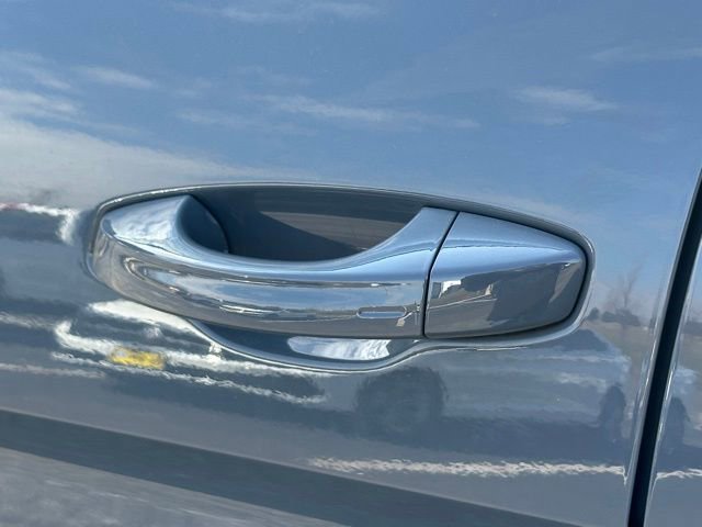 Certified 2023 Volkswagen Atlas Cross Sport SEL R-Line image 13