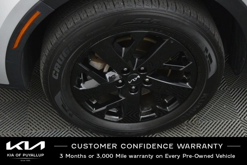 Certified 2022 Kia Sorento S w/ Panoramic Sunroof Package AWD/4WD image 22