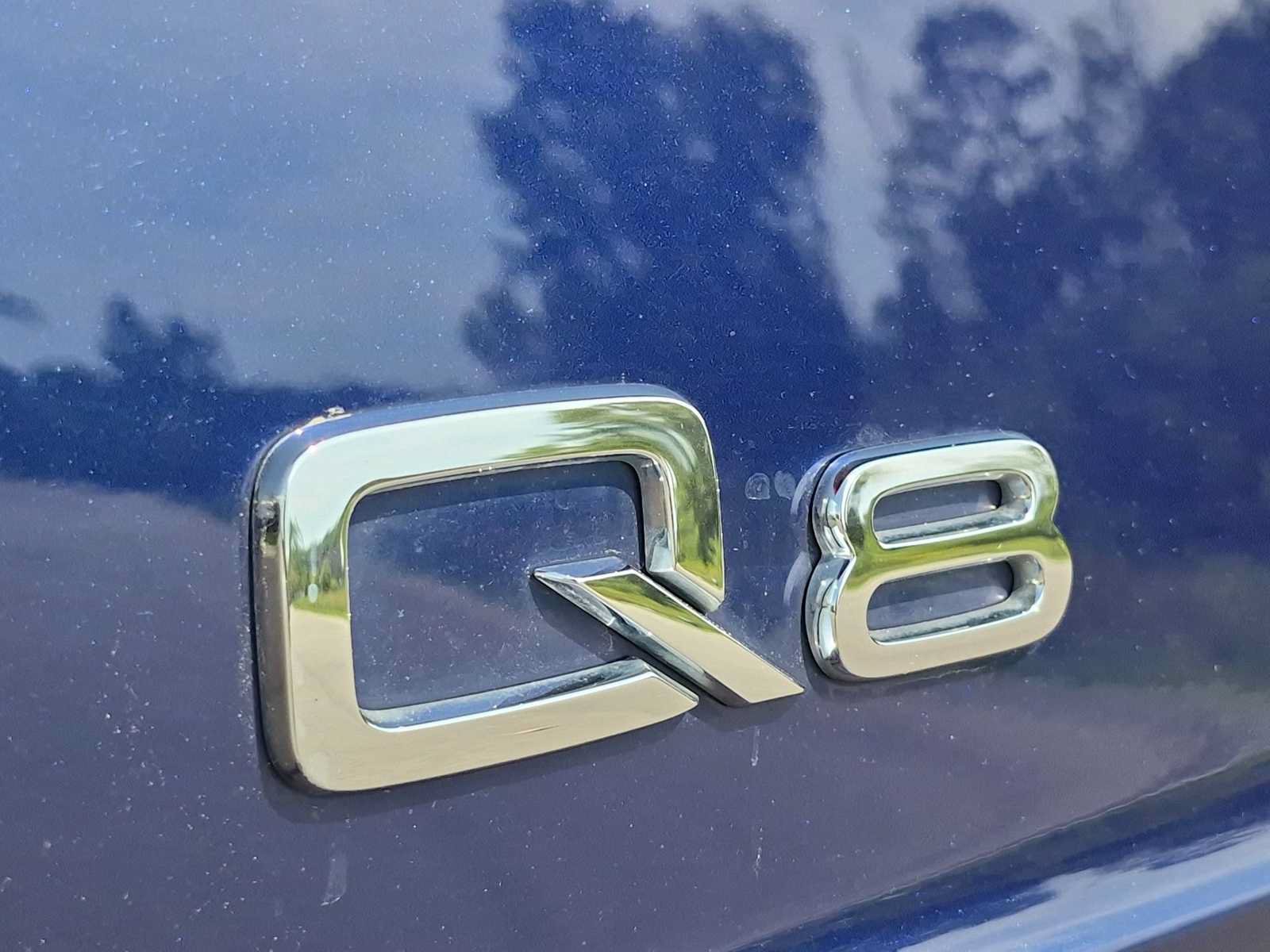 Used 2019 Audi Q8 Prestige w/ Year 1 Package AWD/4WD image 12