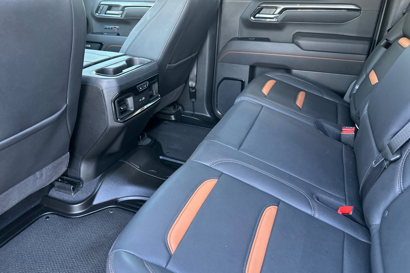 Certified 2025 GMC Sierra 1500 AT4 AWD/4WD image 13