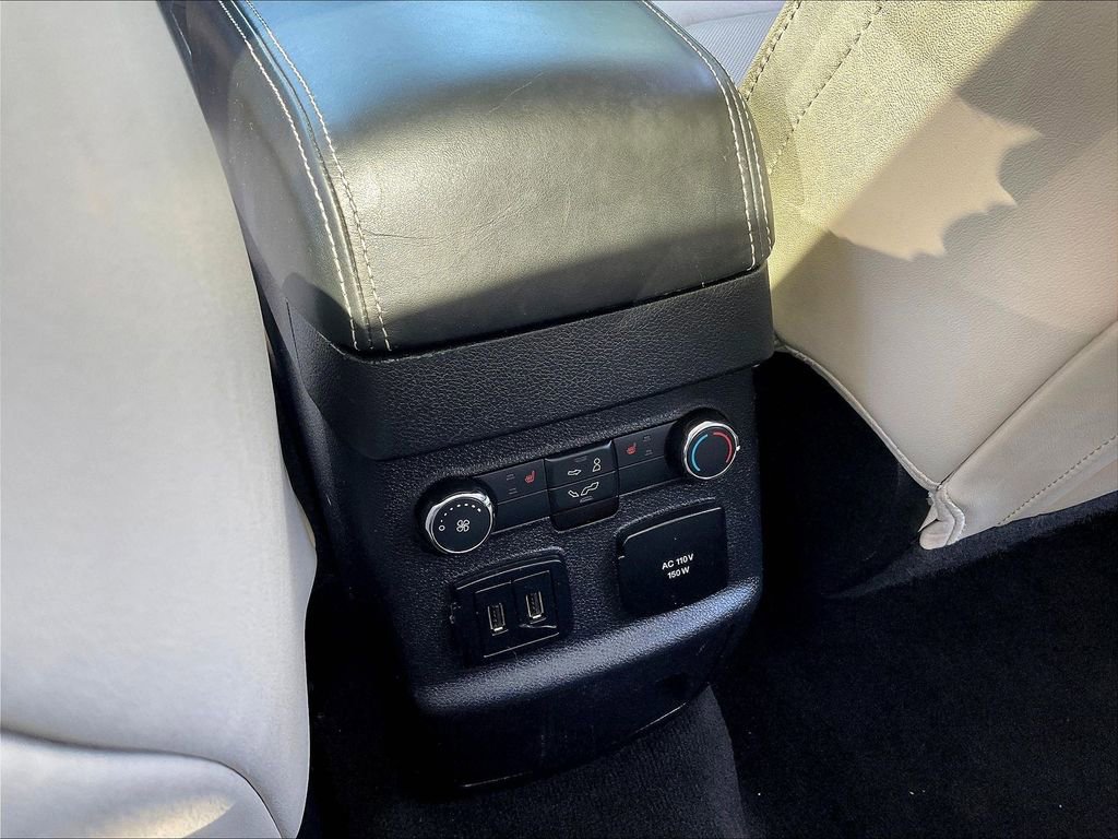 Used 2017 Ford Explorer Platinum AWD/4WD image 10