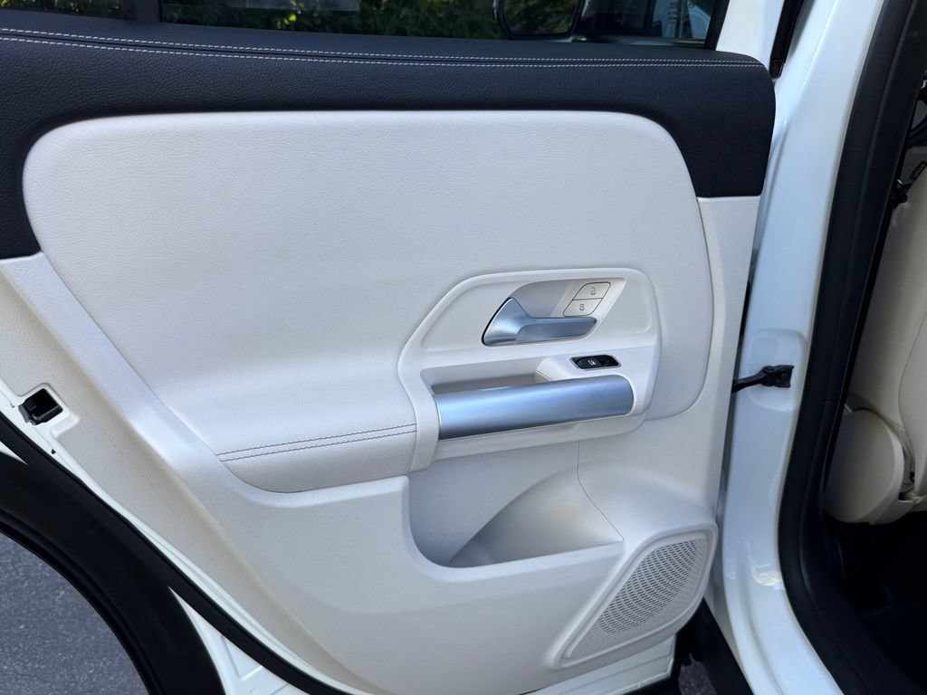 Certified 2025 Mercedes-Benz GLA 250 image 23