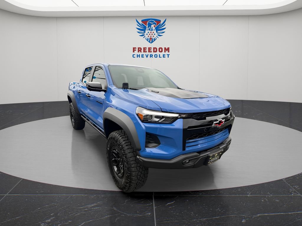 Used 2025 Chevrolet Colorado ZR2 w/ ZR2 Bison Edition AWD/4WD image 7