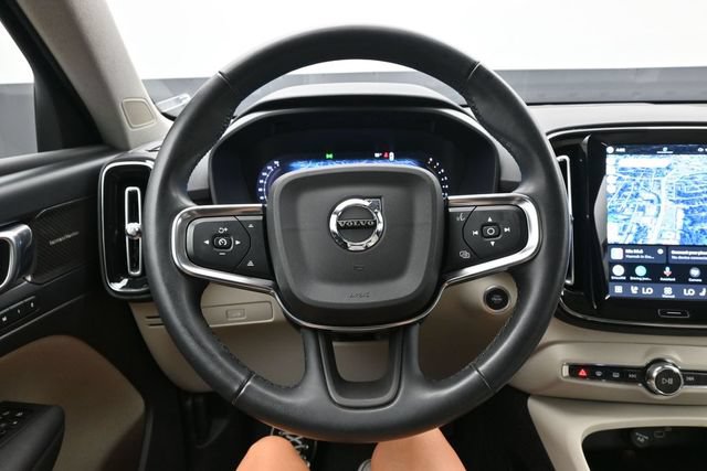 Used 2023 Volvo XC40 B5 Plus w/ Driver Assist Package AWD/4WD image 24