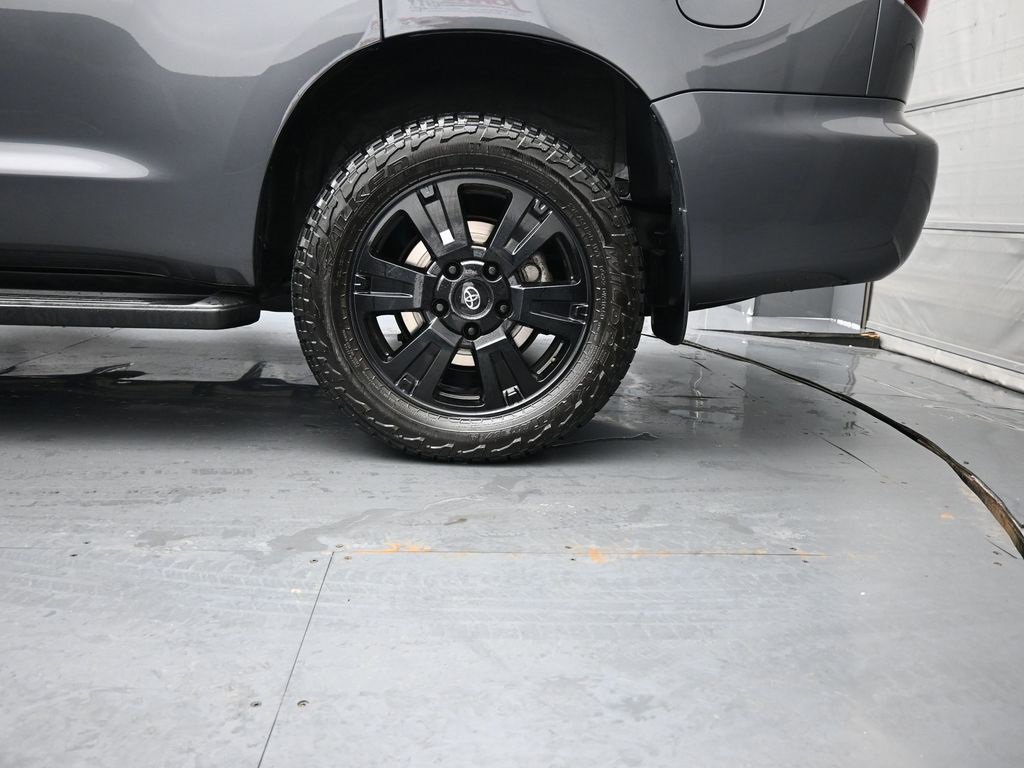 Used 2022 Toyota Sequoia TRD Sport image 14