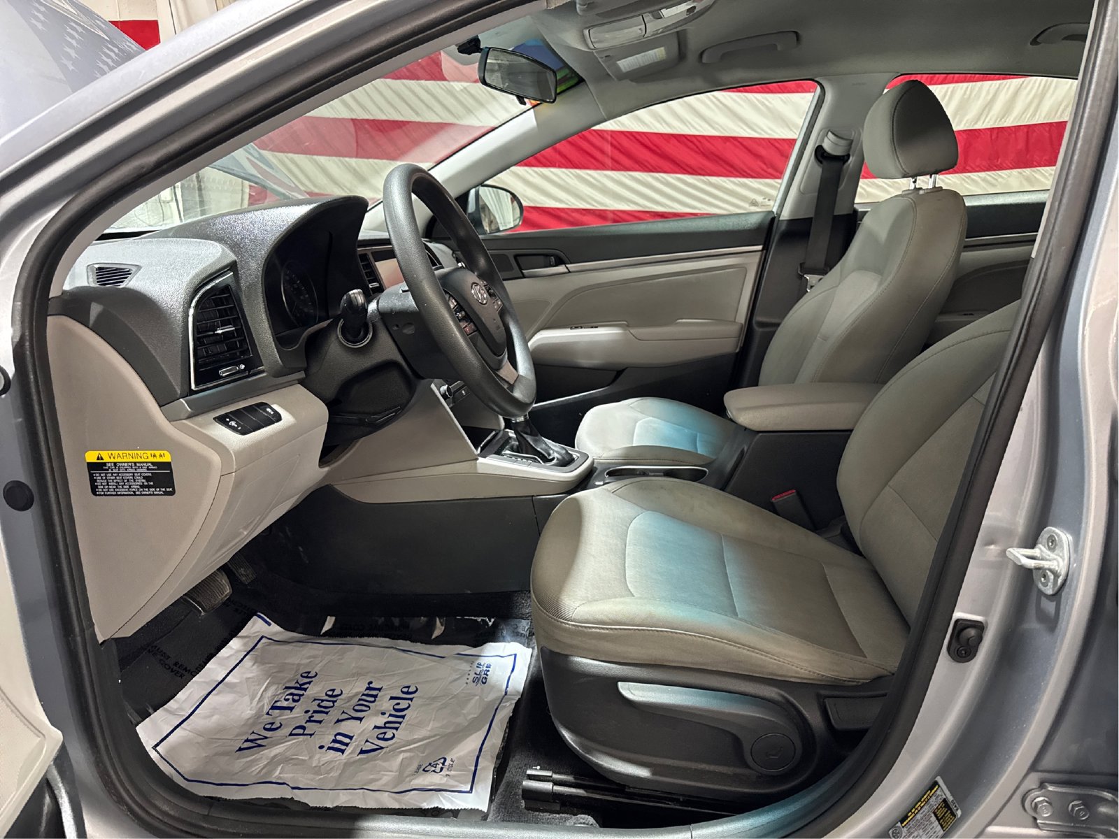 Used 2017 Hyundai Elantra SE FWD image 9