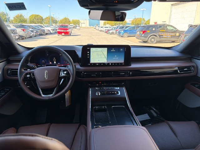 New 2027 Lincoln Aviator Reserve AWD/4WD image 17