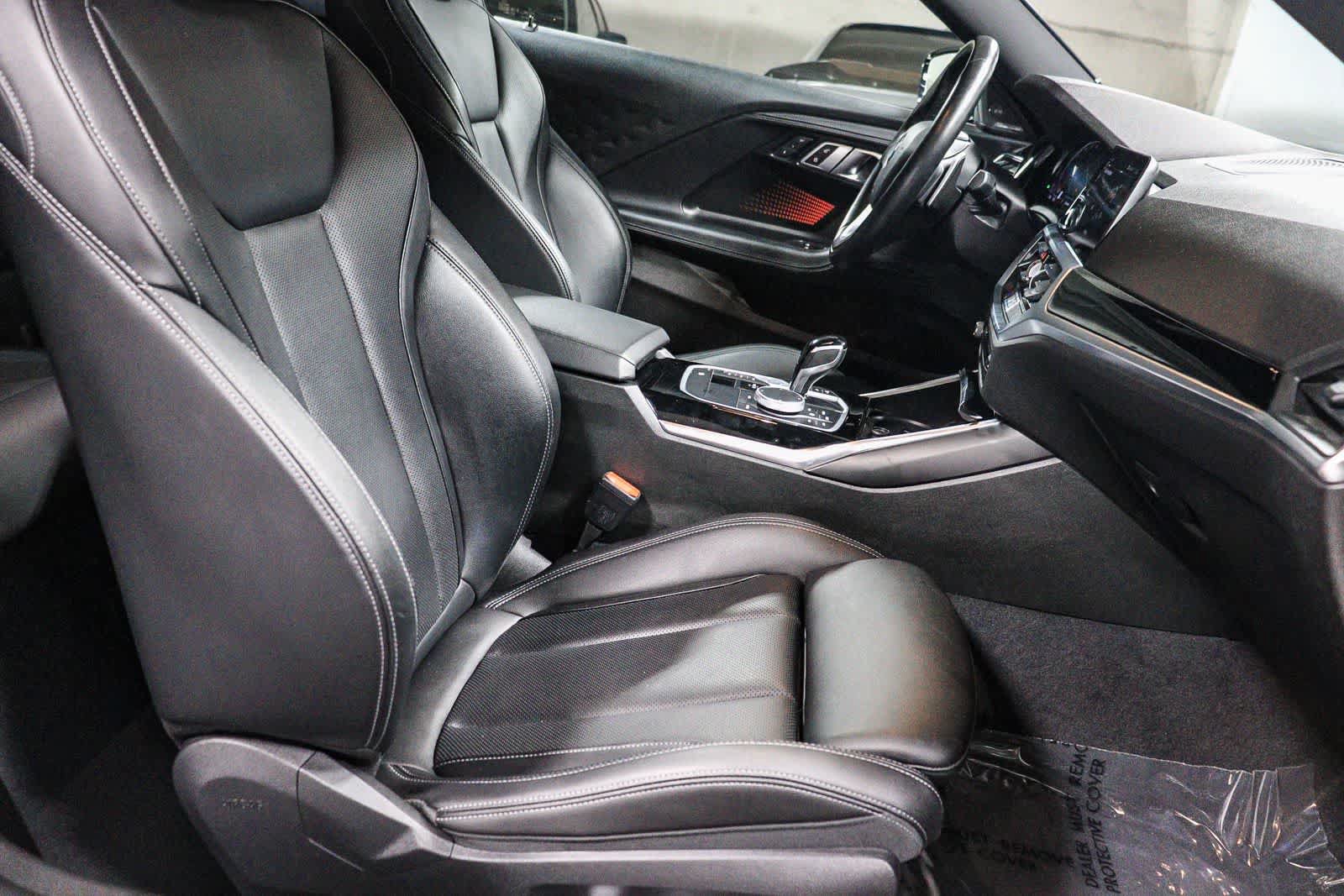 Used 2022 BMW 230i Coupe w/ Convenience Package RWD image 17