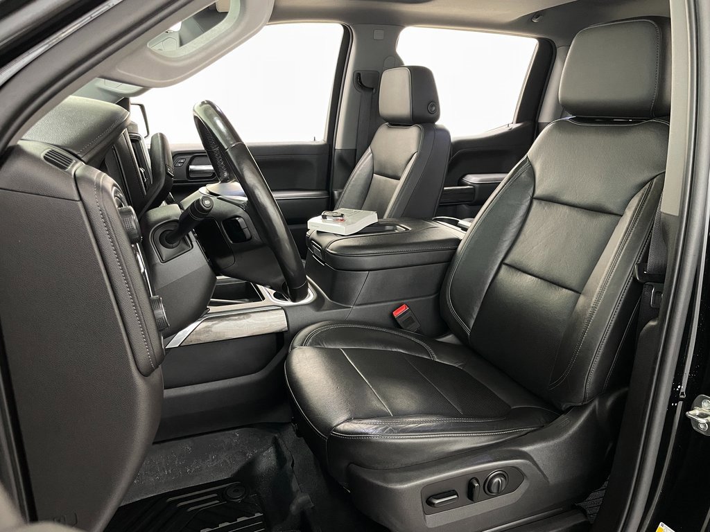 Certified 2020 Chevrolet Silverado 1500 LTZ w/ LTZ Premium Package image 32